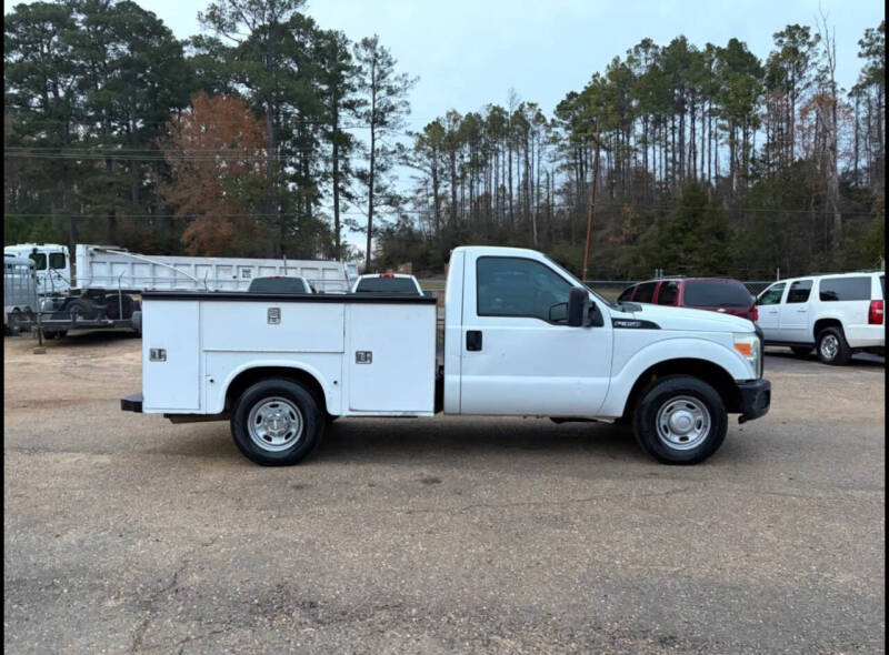 2011 Ford F-350 Super Duty XL