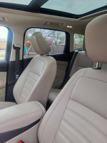 2019 Ford Escape SEL