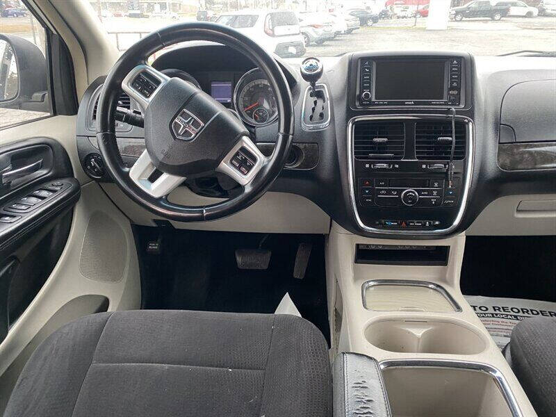 2011 Dodge Grand Caravan Crew