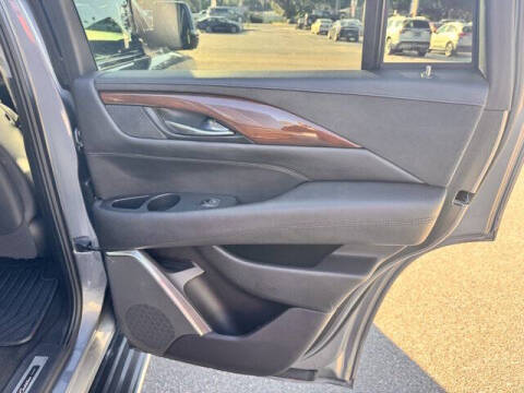 2018 Cadillac Escalade Luxury