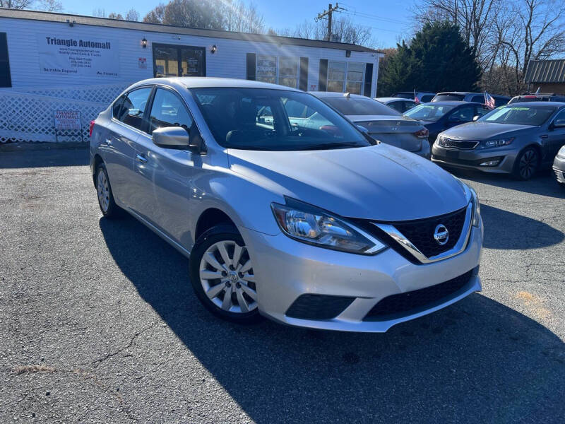 2016 Nissan Sentra SV photo 2