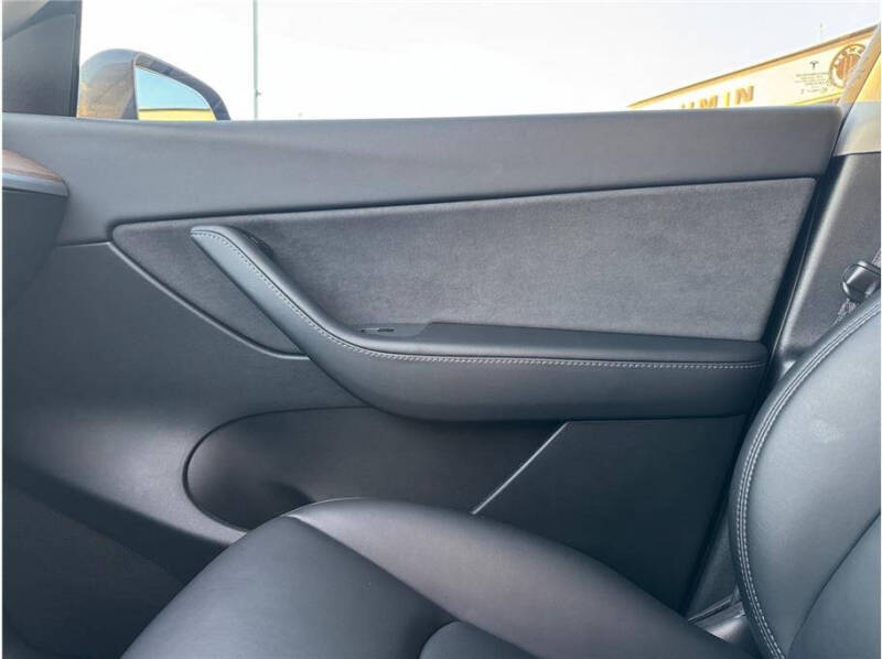 2021 Tesla Model Y Standard Range