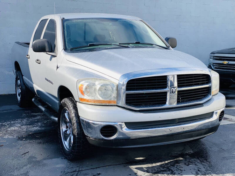 2006 Dodge Ram 1500 for sale at Deluxe Motors Sac INC in Sacramento CA