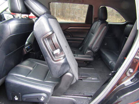 2018 Toyota Highlander SE