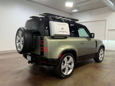 2024 Land Rover Defender 90 P400 X-Dynamic SE