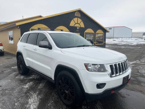 2013 Jeep Grand Cherokee for sale at BELOW BOOK AUTO SALES in Idaho Falls ID