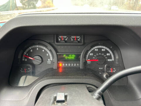 2010 Ford E-Series E-450 SD