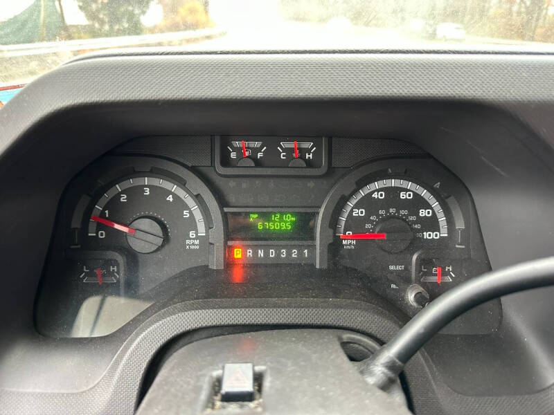 2010 Ford E-Series E-450 SD