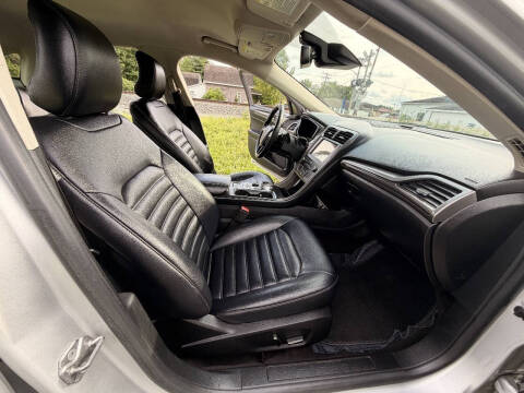 2019 Ford Fusion SEL