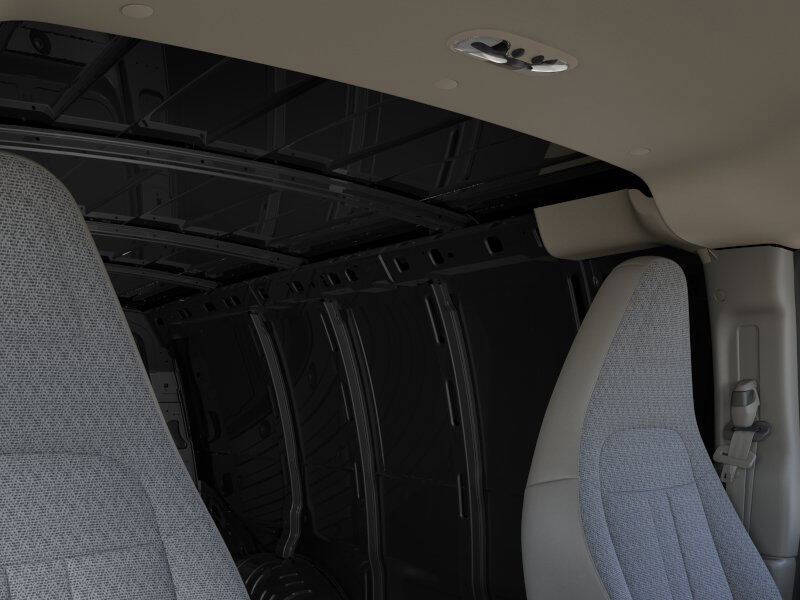 2025 GMC Savana 2500