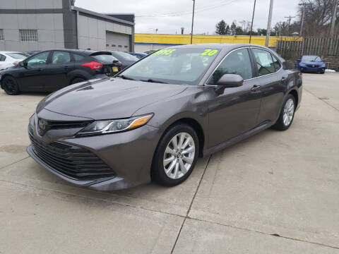 2020 Toyota Camry for sale at GS AUTO SALES INC in Milwaukee WI