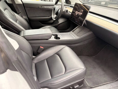 2023 Tesla Model 3 Performance
