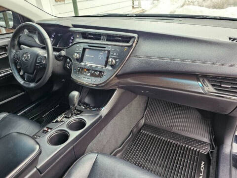 2017 Toyota Avalon XLE Plus