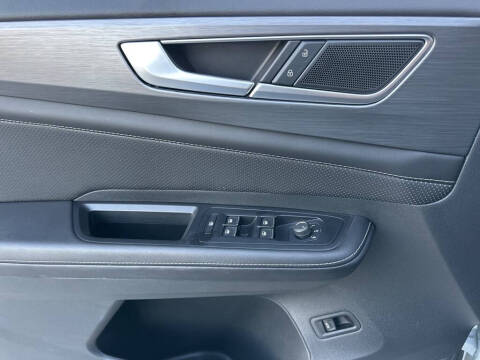 2025 Volkswagen Atlas Cross Sport SE