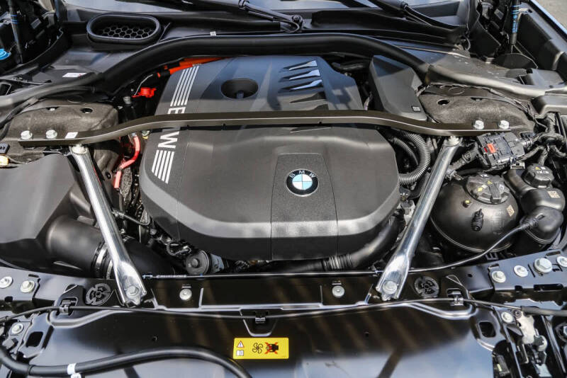 2025 BMW 7 Series 750e xDrive