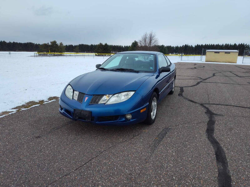 2005 Pontiac Sunfire for sale at NOKOMIS AUTO SALES AND SERVICE LLC in Tomahawk WI