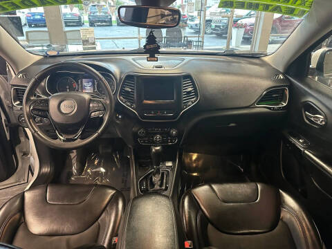 2020 Jeep Cherokee Altitude