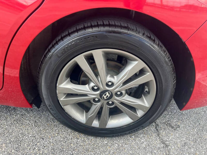 2018 Hyundai Elantra