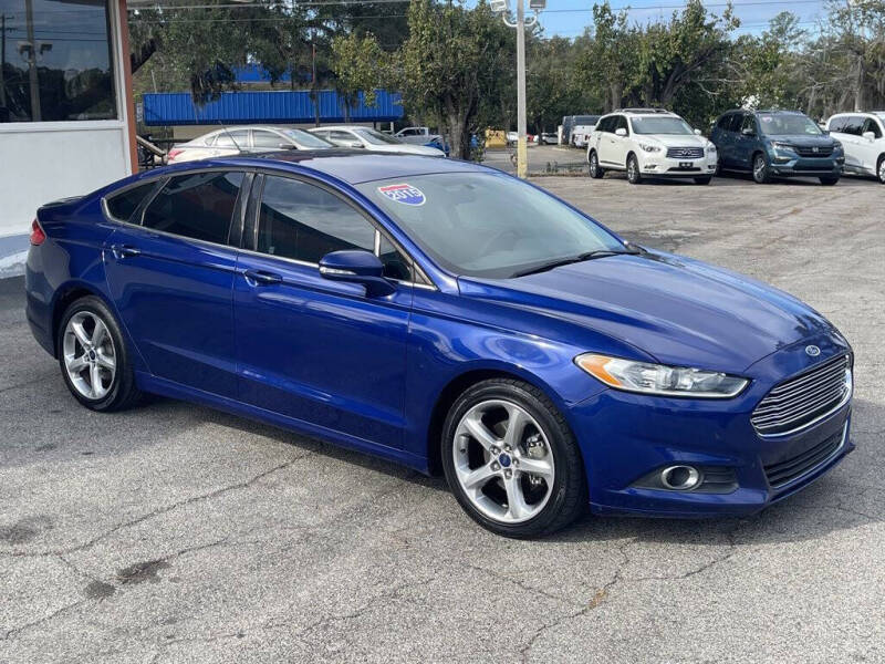 2015 Ford Fusion SE