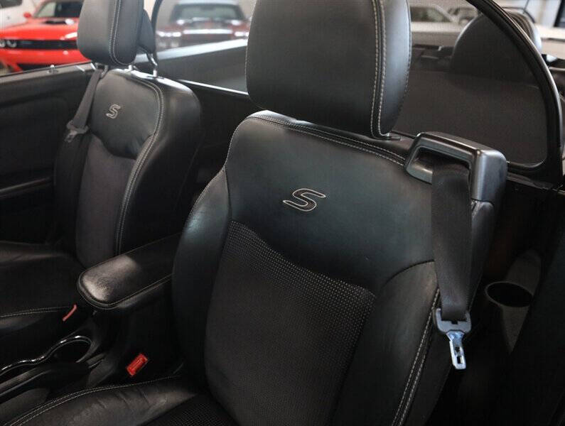 2011 Chrysler 200 S