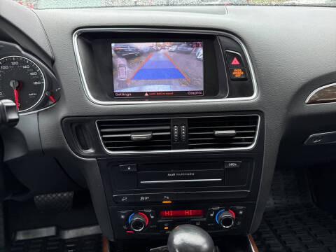 2012 Audi Q5 3.2 quattro Premium Plus