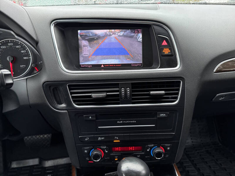 2012 Audi Q5 3.2 quattro Premium Plus