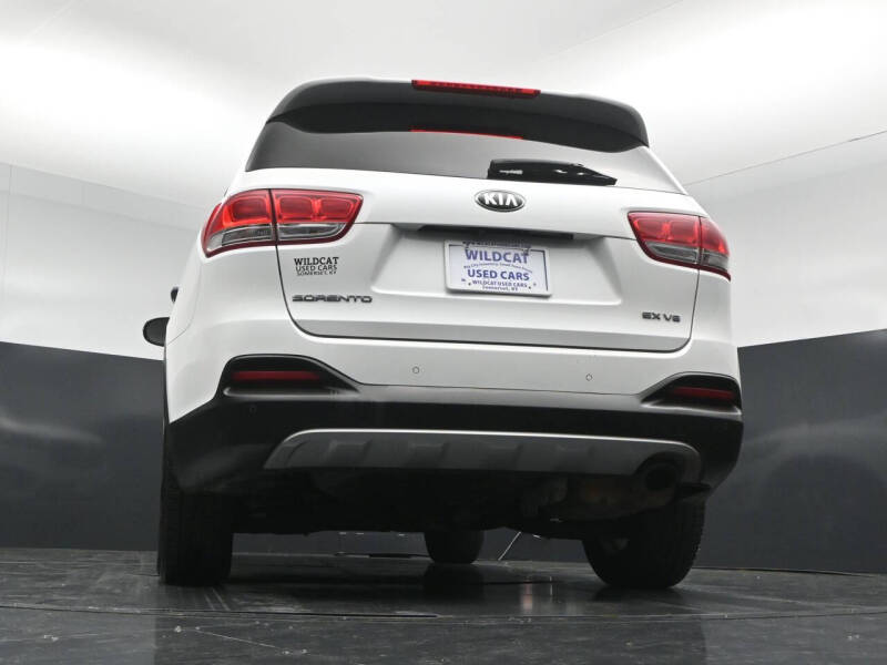 2017 Kia Sorento EX V6