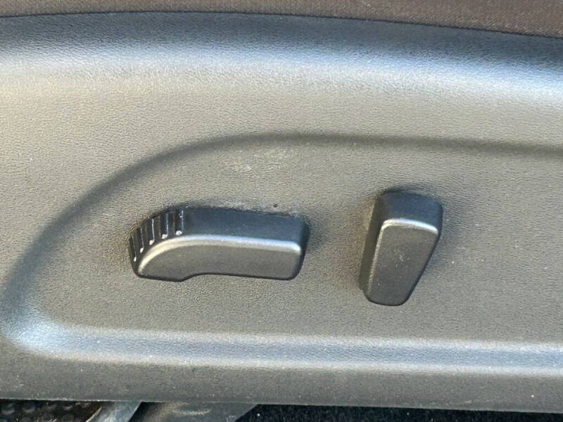 2017 Nissan Pathfinder SV