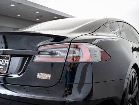 2021 Tesla Model S Plaid
