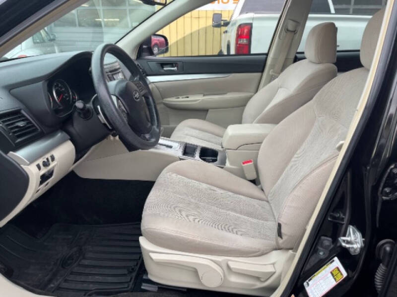 2014 Subaru Outback 2.5i