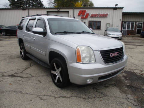 2012 GMC Yukon for sale at RJ Motors in Plano IL