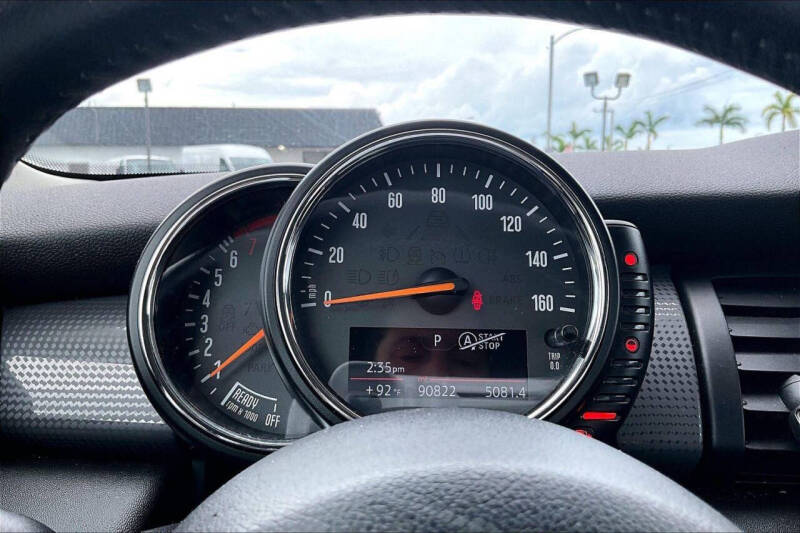 2015 MINI Hardtop 2 Door Cooper