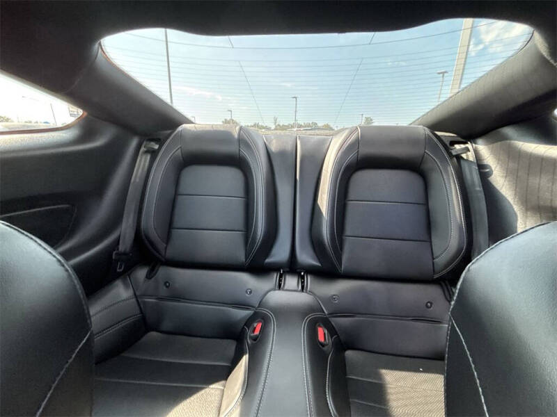 2022 Ford Mustang Mach 1