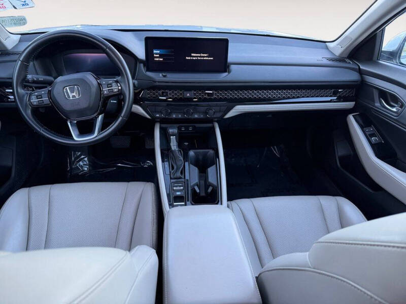 2023 Honda Accord Hybrid Touring