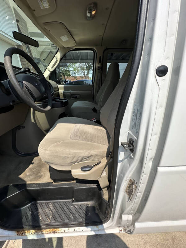 2006 Ford E-Series E-350 SD