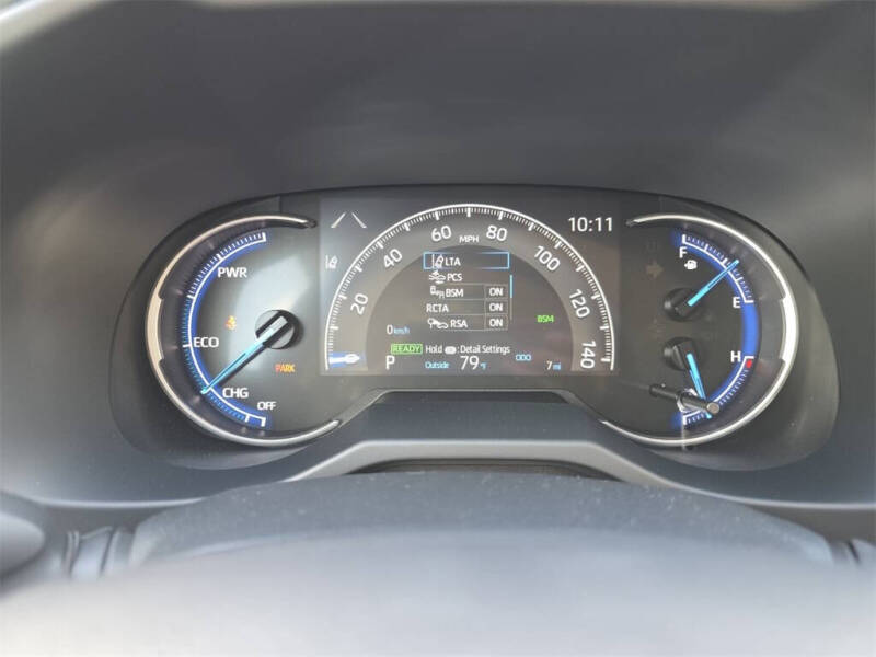 2025 Toyota RAV4 Hybrid XLE