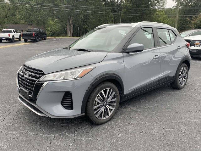 2022 Nissan Kicks SV