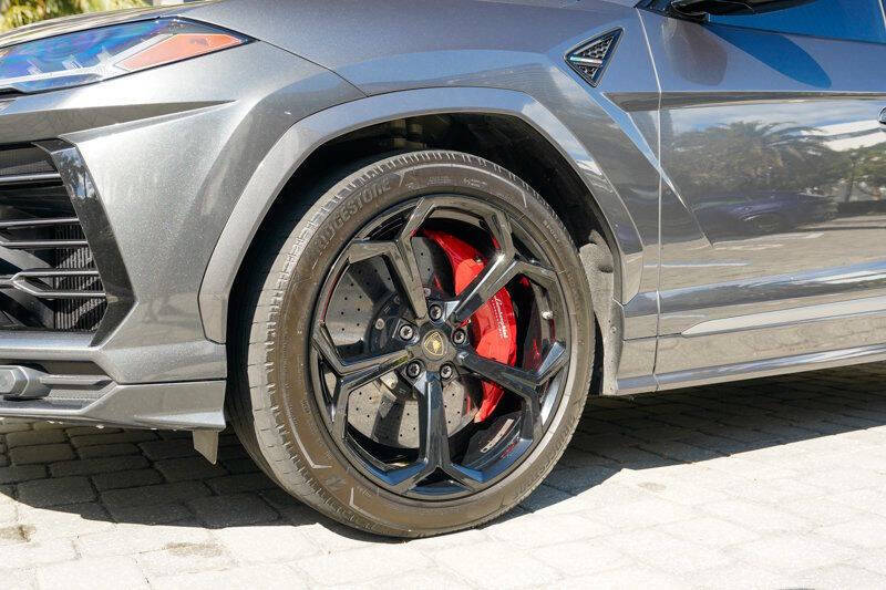 2019 Lamborghini Urus