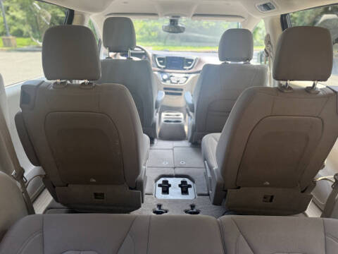 2017 Chrysler Pacifica Touring