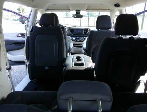 2017 Chrysler Pacifica LX