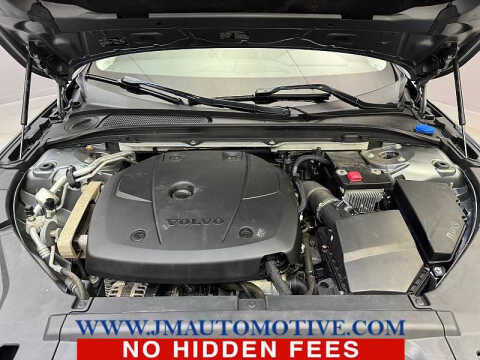 2019 Volvo V90 Cross Country T5