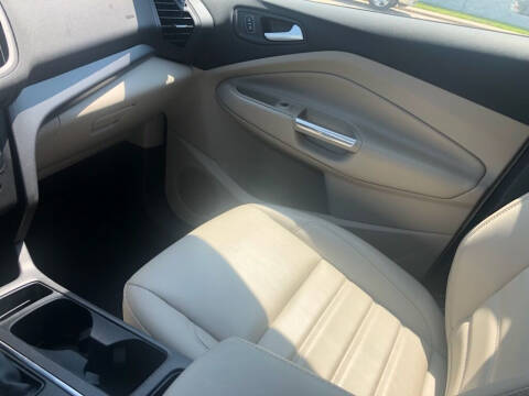 2019 Ford Escape SEL