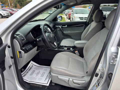 2015 Kia Sorento LX