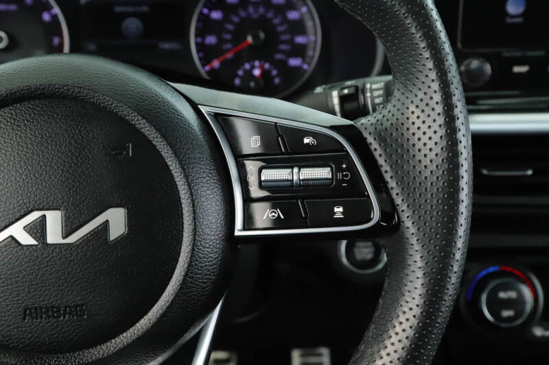 2023 Kia Forte GT-Line