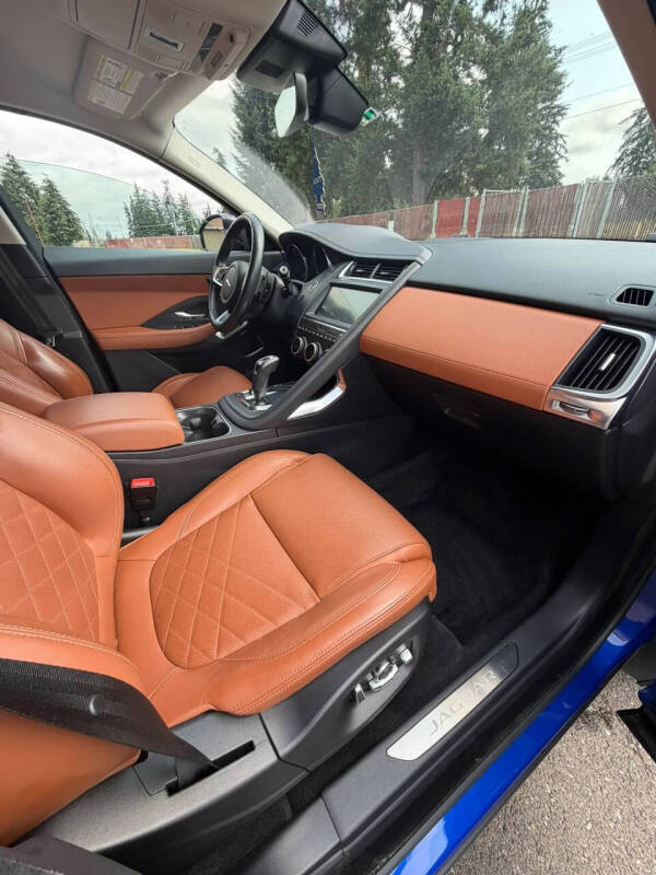 2020 Jaguar E-PACE P250 SE