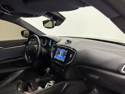 2017 Maserati Ghibli S