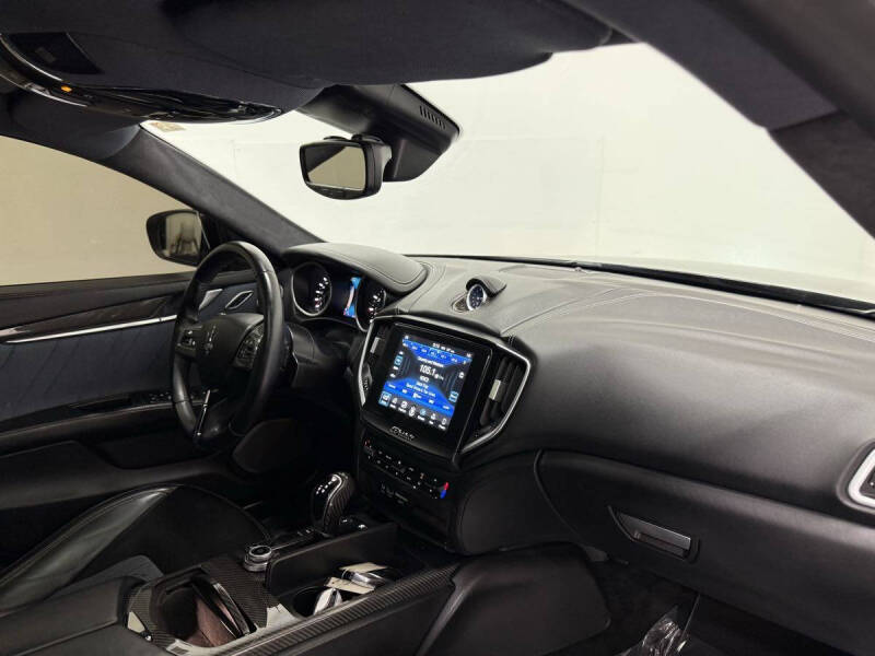 2017 Maserati Ghibli S