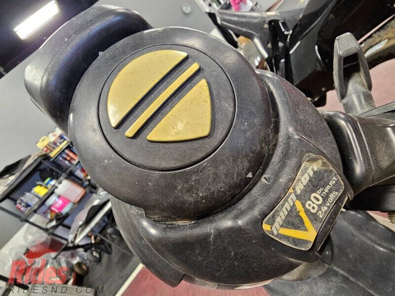 2003 Crestliner 1600