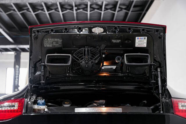 2011 Porsche 911 Carrera 4S