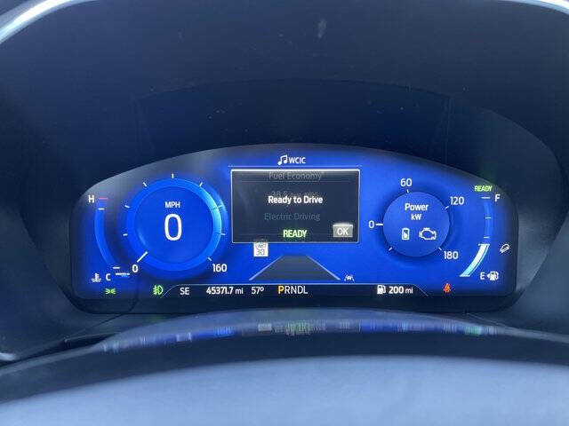 2021 Ford Escape Hybrid Titanium